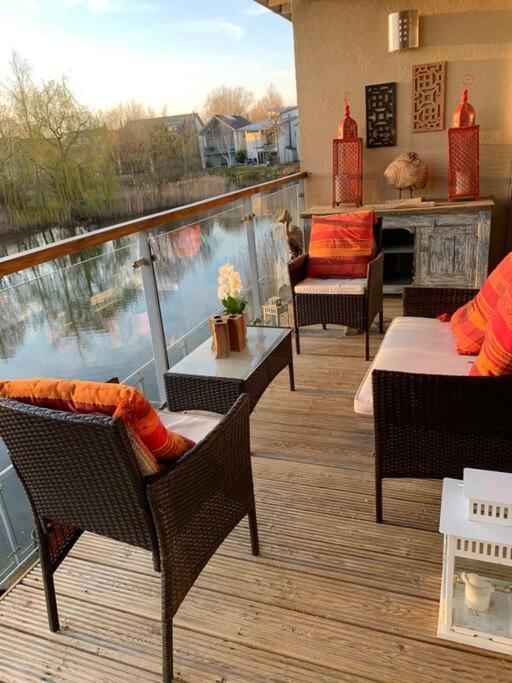 Blueberry Cottage - Lower Mill Estate Somerford Keynes Dış mekan fotoğraf
