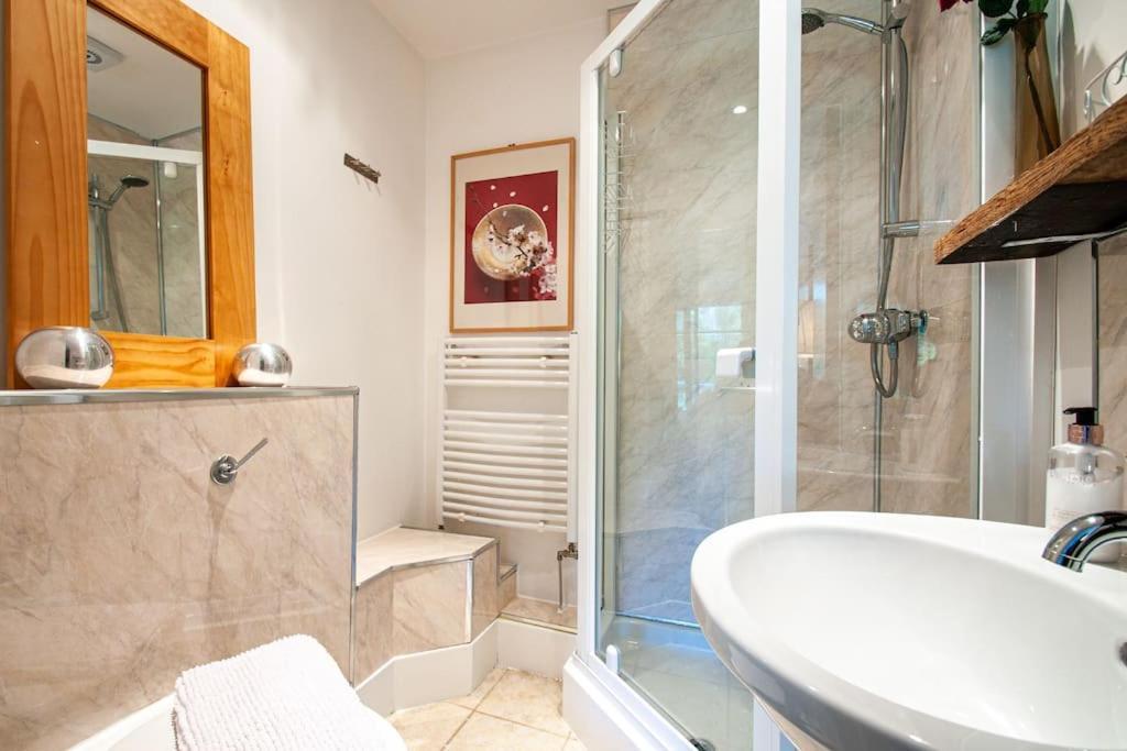 Blueberry Cottage - Lower Mill Estate Somerford Keynes Dış mekan fotoğraf