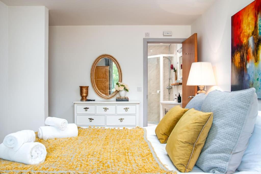 Blueberry Cottage - Lower Mill Estate Somerford Keynes Dış mekan fotoğraf