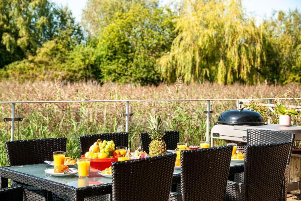 Blueberry Cottage - Lower Mill Estate Somerford Keynes Dış mekan fotoğraf